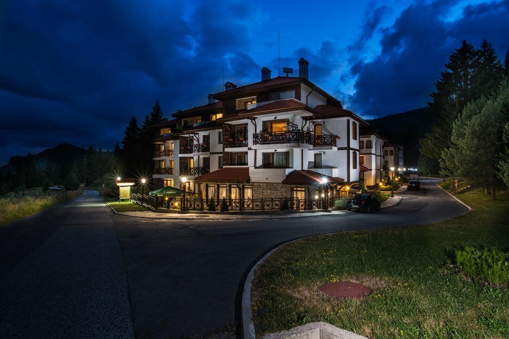 Mountain Lake Hotel Smolyan Bagian luar foto